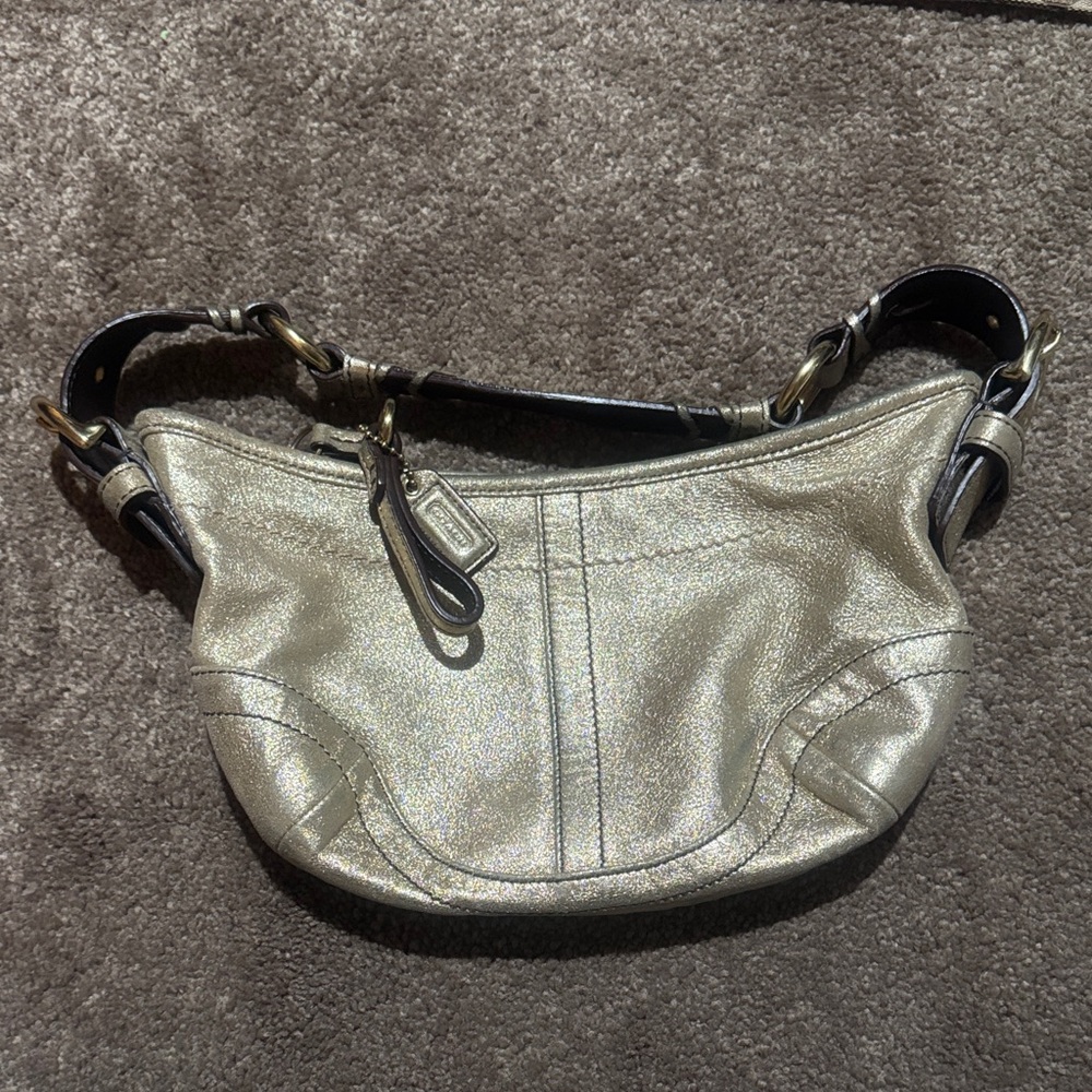 Metallic Coach Gold Shoulder Bag with Matching Belt Vintage Inspired - Picture 2 of 8
